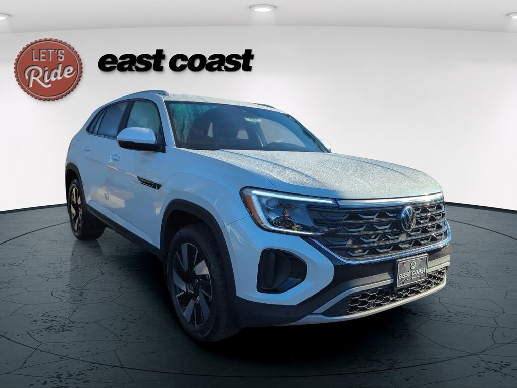 New 2026 Volkswagen Atlas Cross Sport 2.0T SE w/Technology SUV