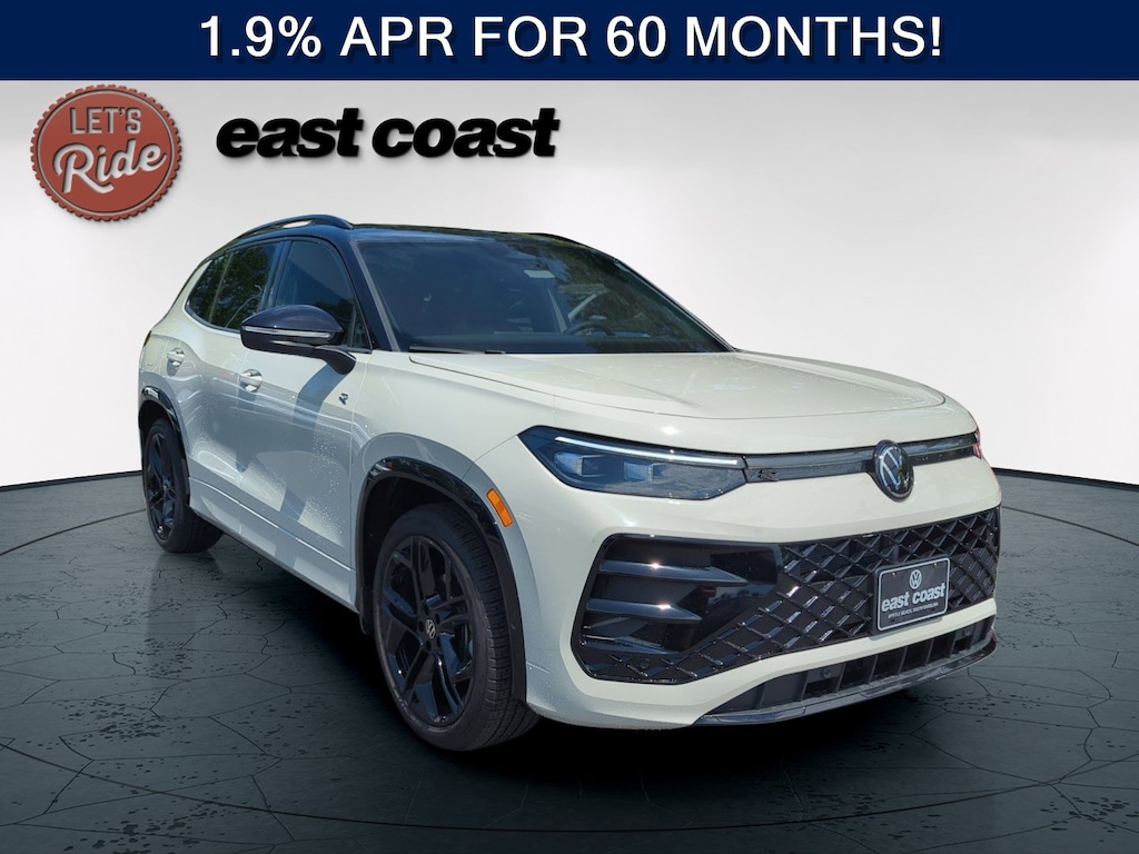 New 2026 Volkswagen Tiguan 2.0T SE R-Line Black SUV