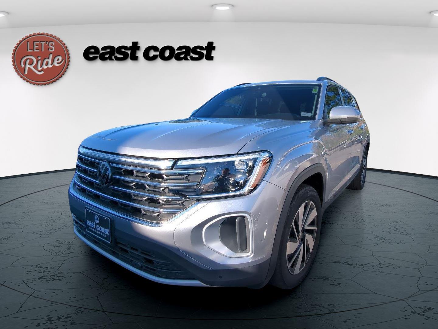 2025 Volkswagen Atlas SE w/Tech's photo