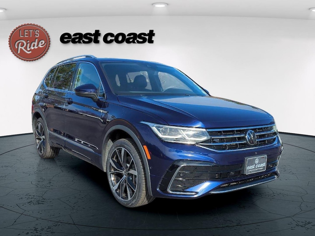 Certified 2022 Volkswagen Tiguan SEL R-Line SUV