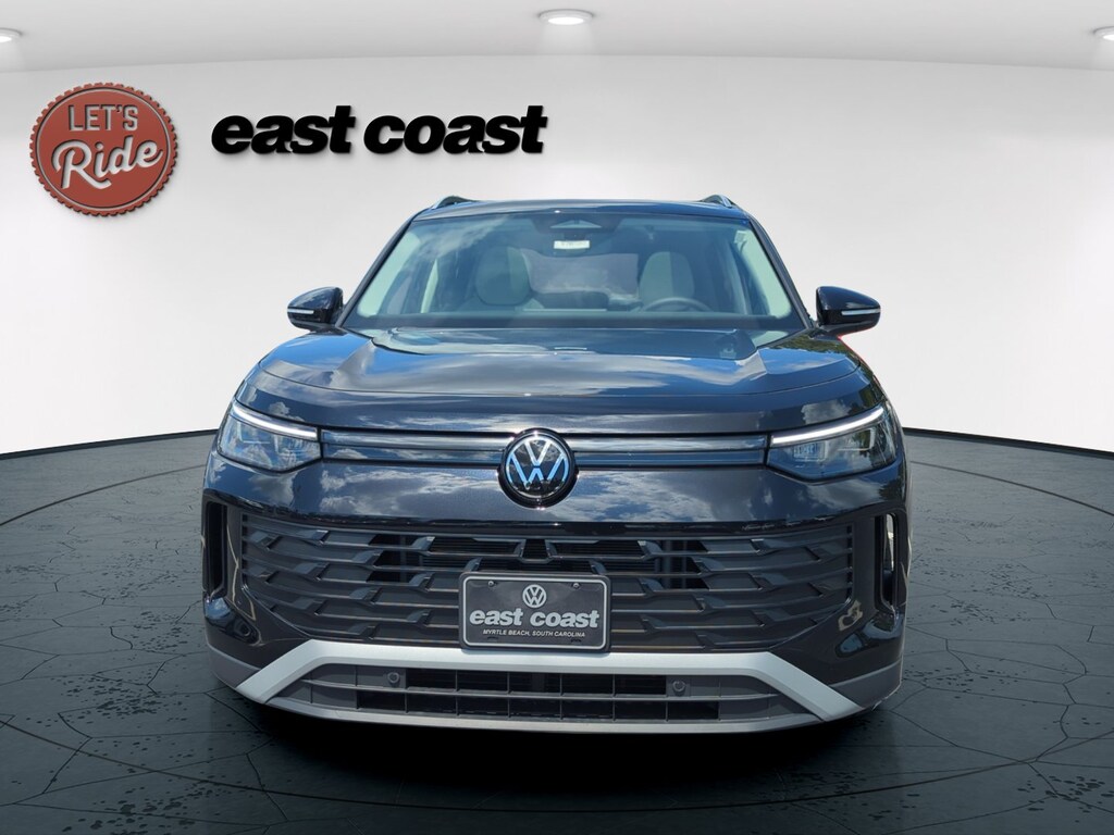 New 2026 Volkswagen Tiguan SE SUV