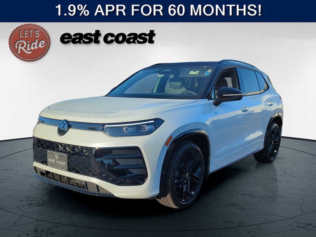 New 2026 Volkswagen Tiguan 2.0T SE R-Line Black SUV