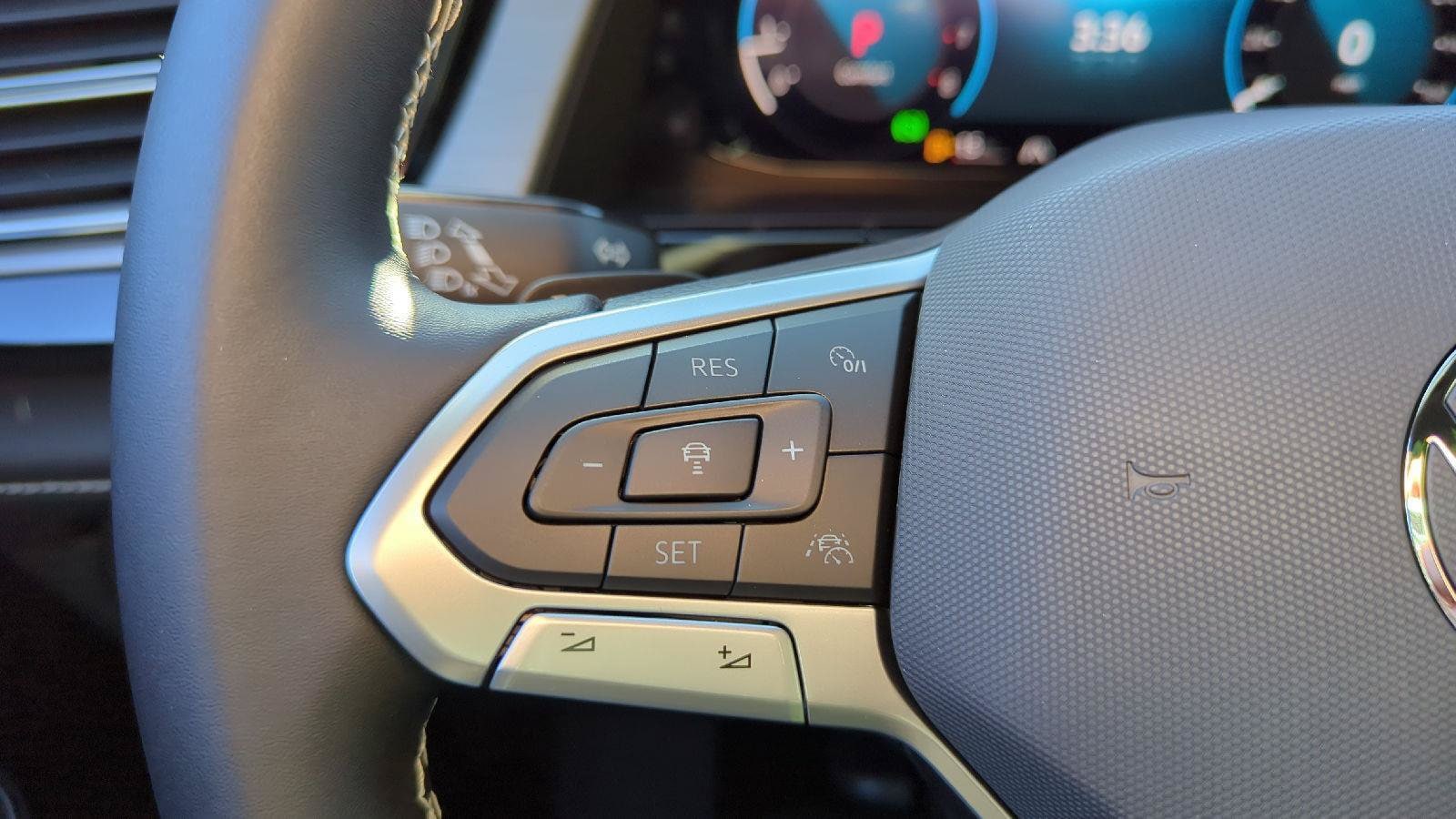 2026 Volkswagen Atlas Cross Sport SE w/Tech - Photo 23