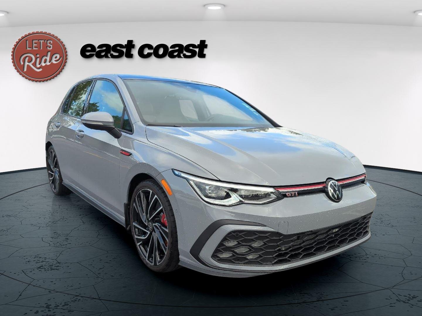 2024 Volkswagen Golf GTI Autobahn photo 3