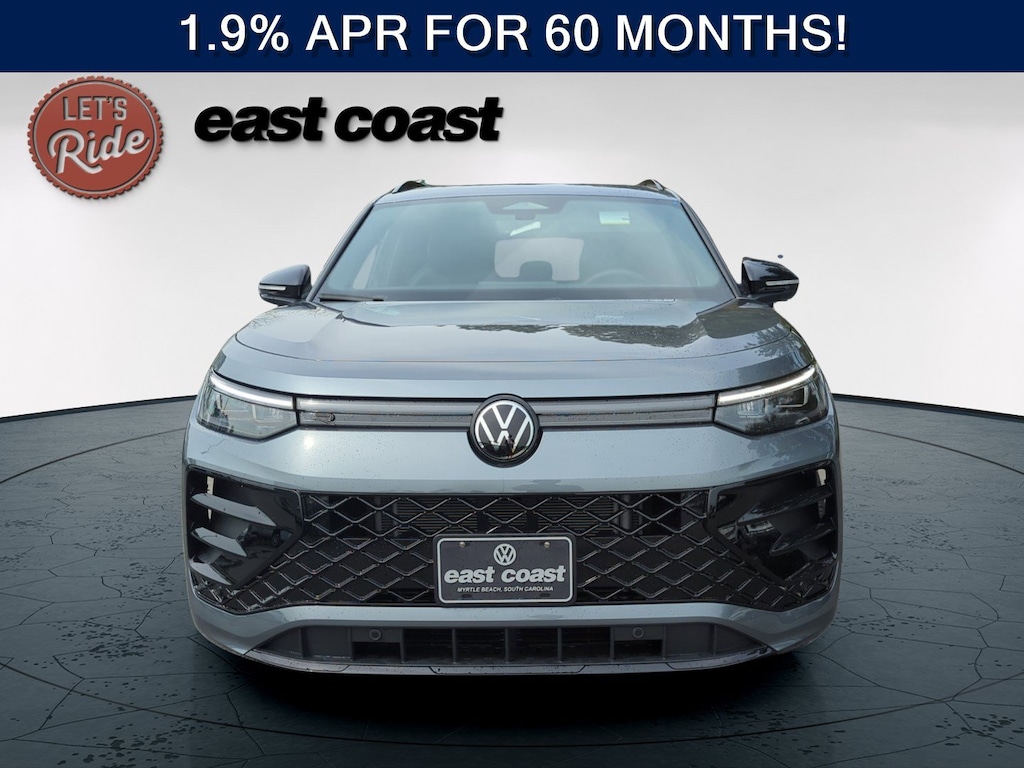 New 2026 Volkswagen Tiguan 2.0T SE R-Line Black SUV