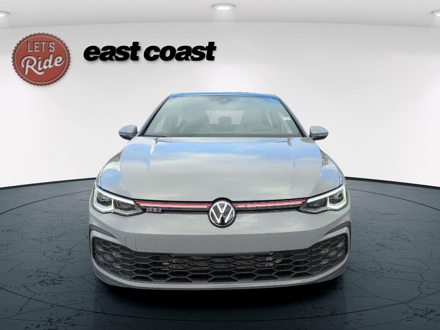 2024 Volkswagen Golf GTI Autobahn photo 2