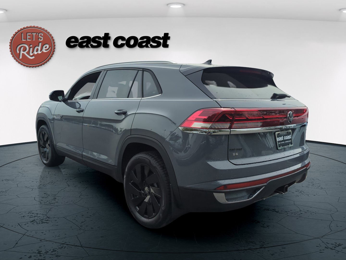 2026 Volkswagen Atlas Cross Sport SE w/Tech - Photo 8