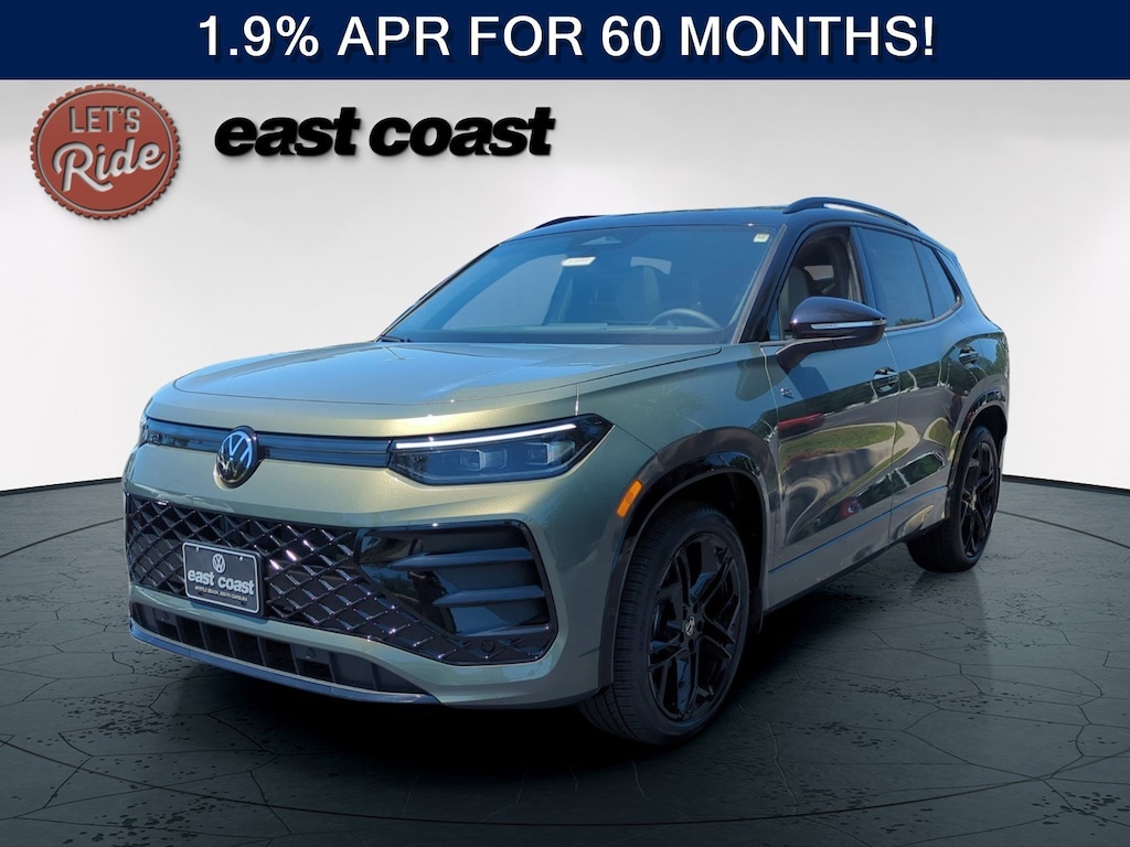 New 2026 Volkswagen Tiguan 2.0T SE R-Line Black SUV