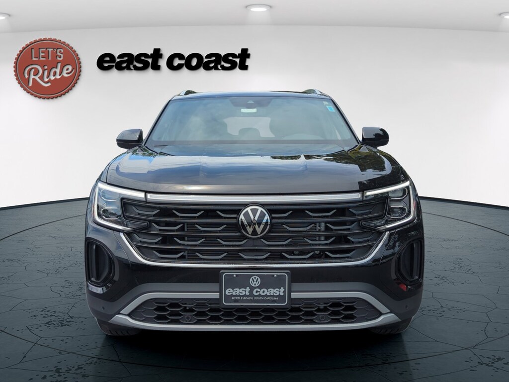 New 2026 Volkswagen Atlas Cross Sport 2.0T SE w/Technology SUV