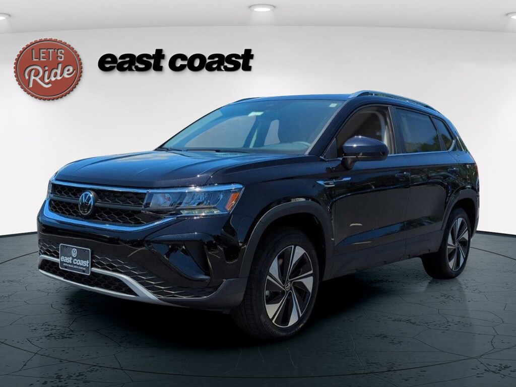 Used 2024 Volkswagen Taos SE SUV