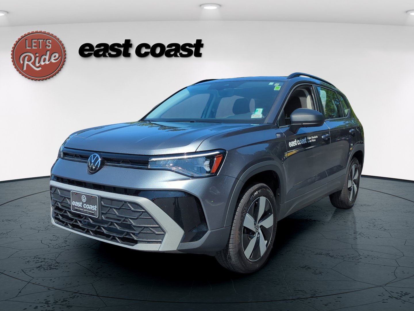 2025 Volkswagen Taos 1.5T S 4Motion's photo