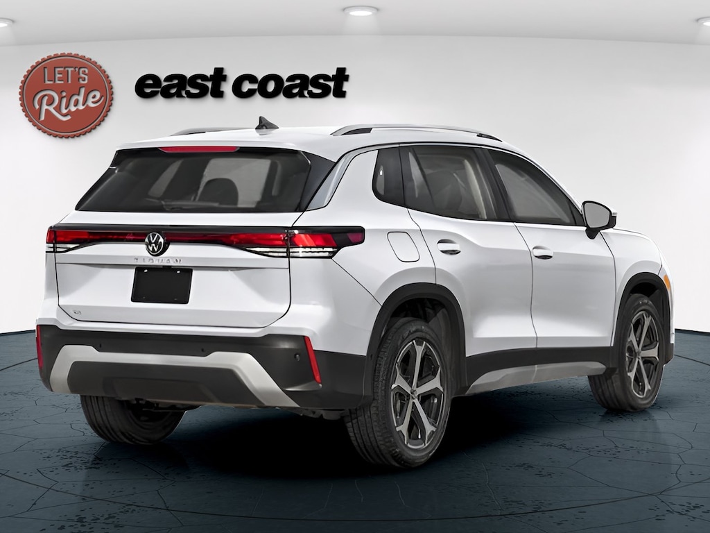 New 2026 Volkswagen Tiguan SE SUV