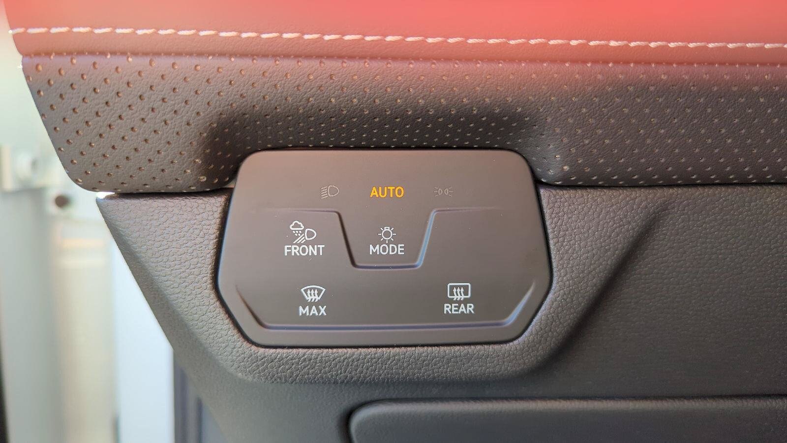 2026 Volkswagen Atlas Cross Sport SEL Premium R-LINE - Photo 23