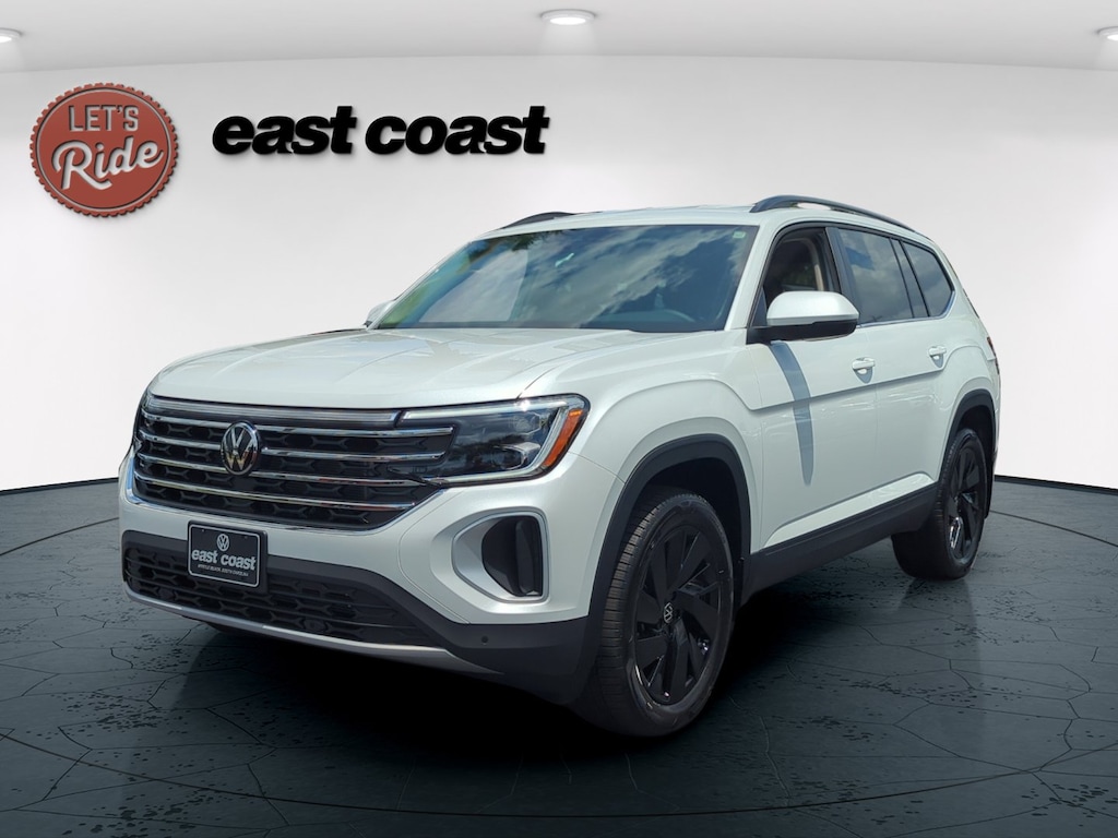 New 2026 Volkswagen Atlas SE w/Technology SUV