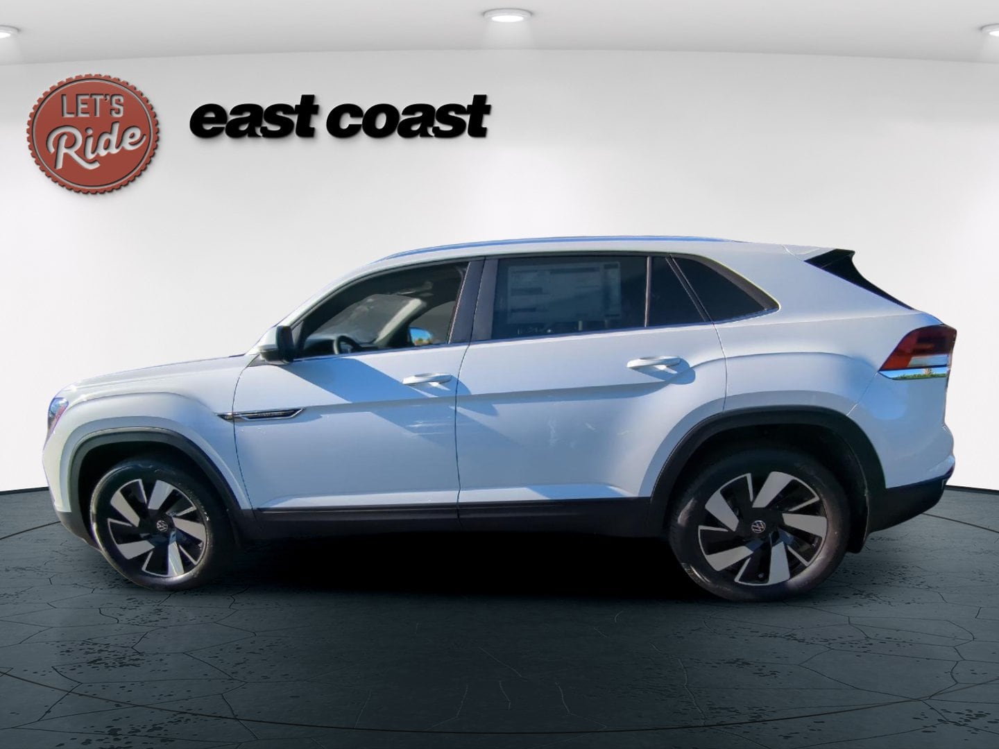 2026 Volkswagen Atlas Cross Sport SE w/Tech - Photo 9