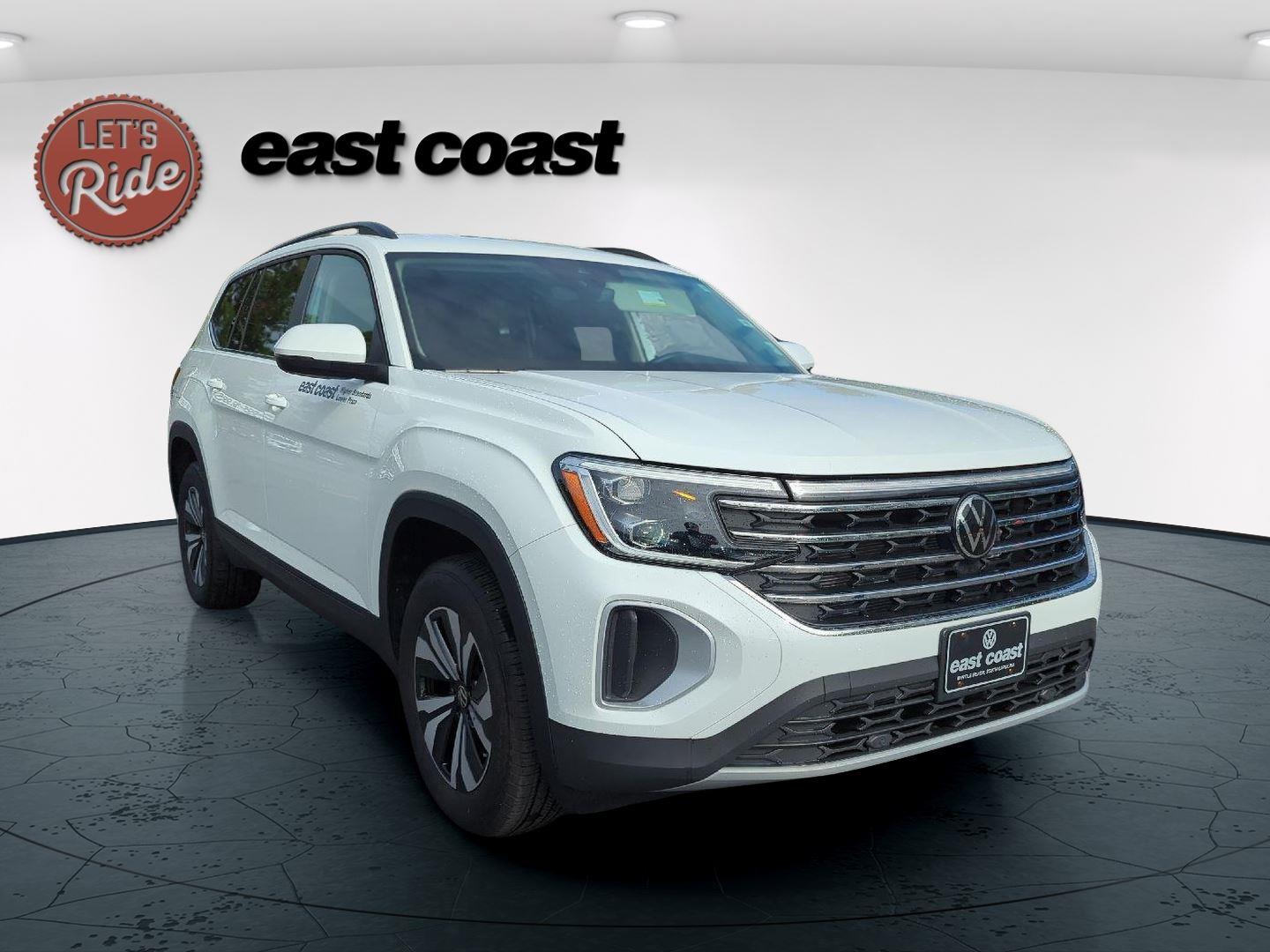 2025 Volkswagen Atlas SE photo 3