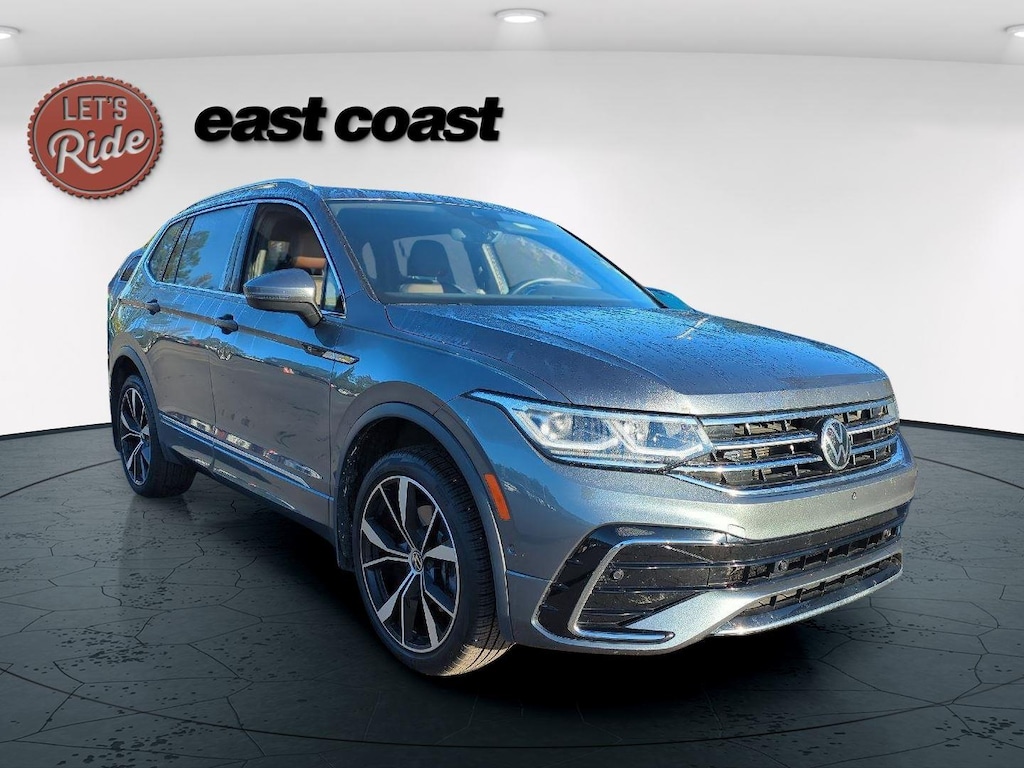 Used 2022 Volkswagen Tiguan SEL R-Line SUV