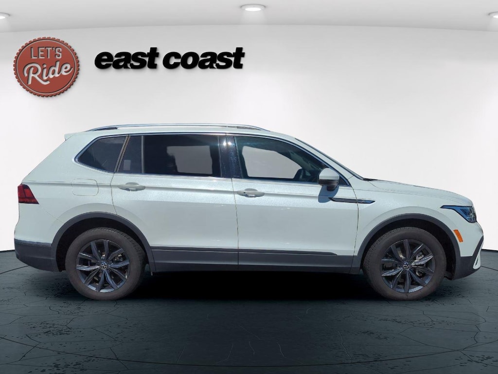 Certified 2023 Volkswagen Tiguan SE SUV