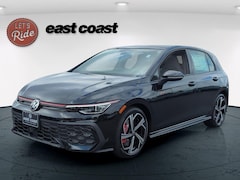 2025 Volkswagen Golf GTI SE Hatchback
