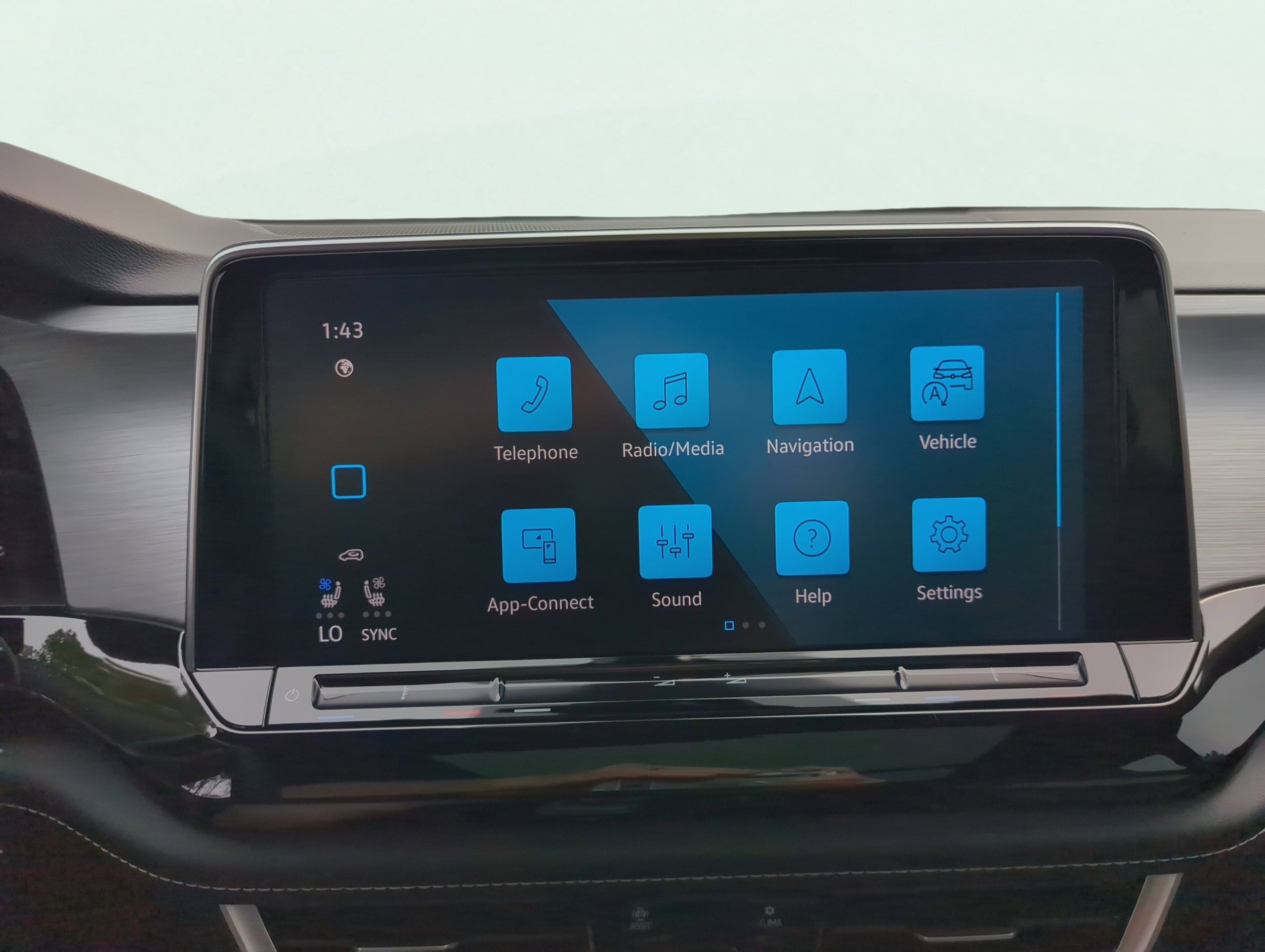 2026 Volkswagen Atlas Cross Sport SE w/Tech - Photo 24
