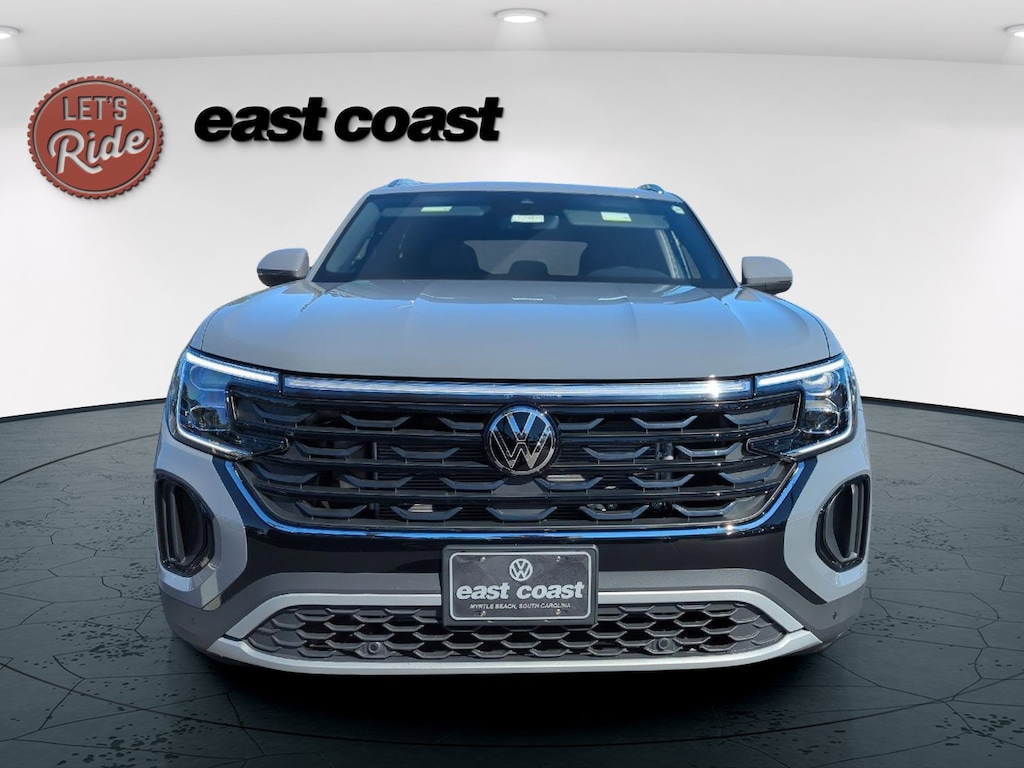 New 2026 Volkswagen Atlas Cross Sport 2.0T SE w/Technology SUV