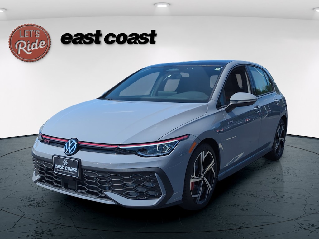 New 2026 Volkswagen Golf GTI SE Hatchback