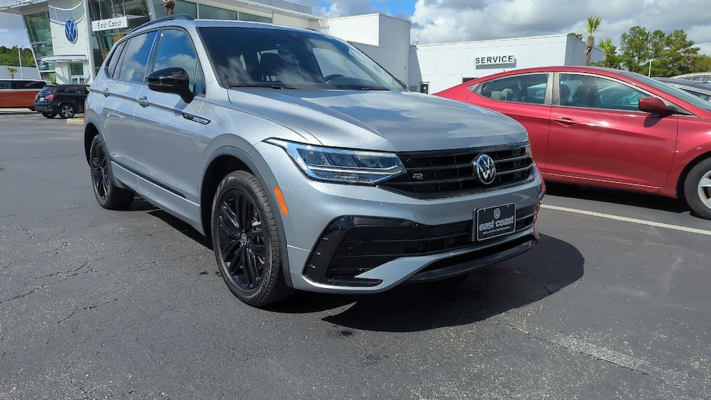 Certified 2022 Volkswagen Tiguan SE R-Line Black SUV