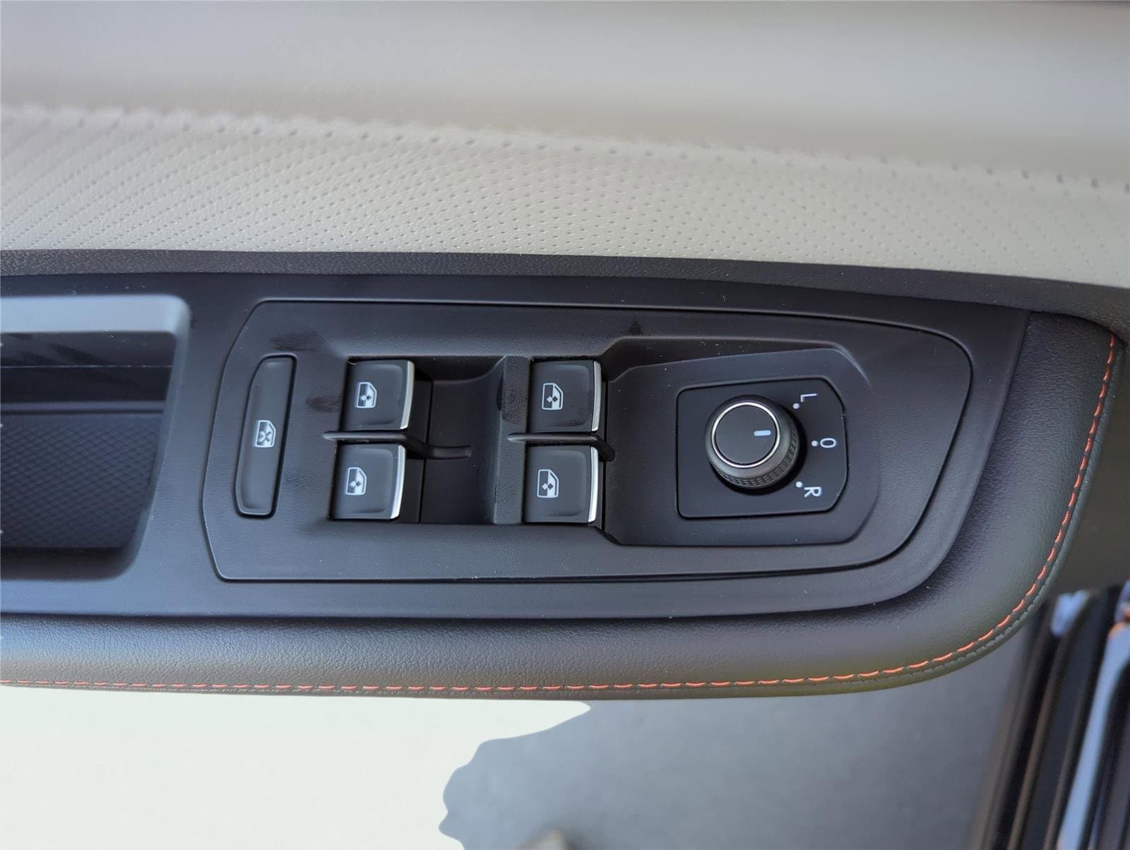 2025 Volkswagen Atlas Atlas Peak Edition - Photo 16