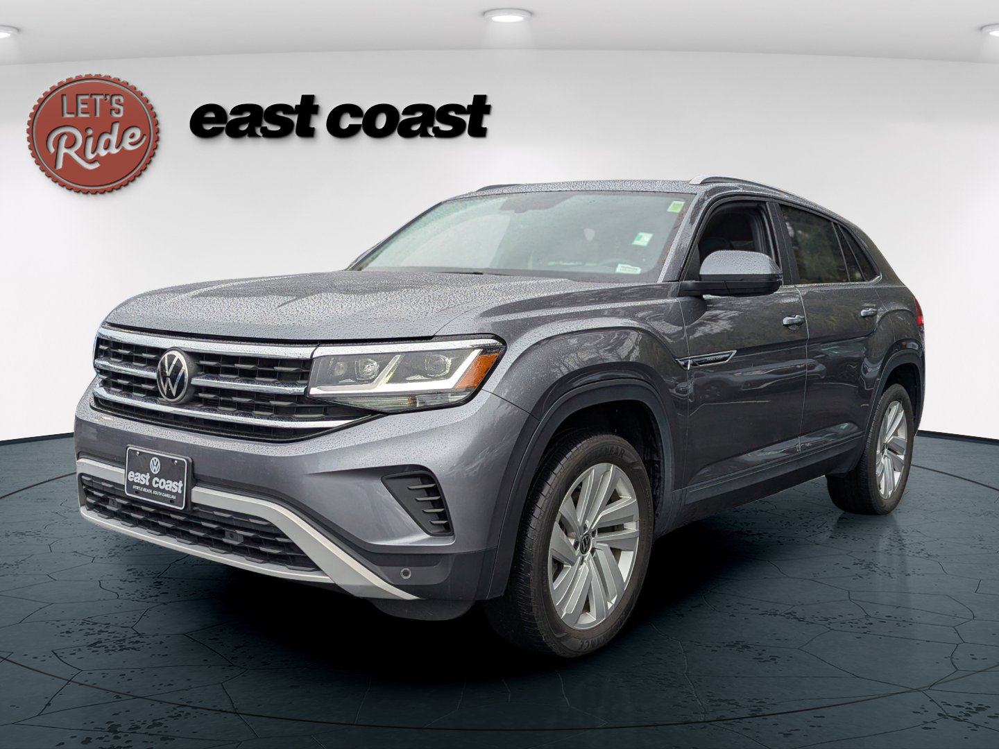 2022 Volkswagen Atlas Cross Sport SE w/Tech