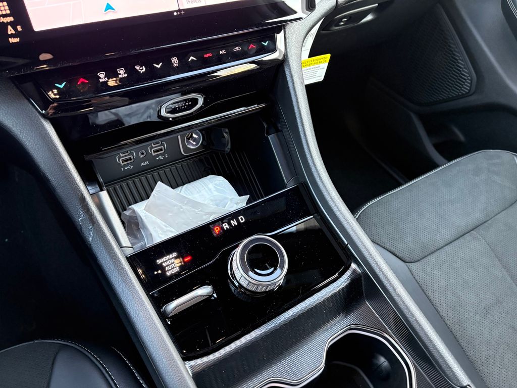 2026 Jeep Grand Cherokee Laredo - Photo 15