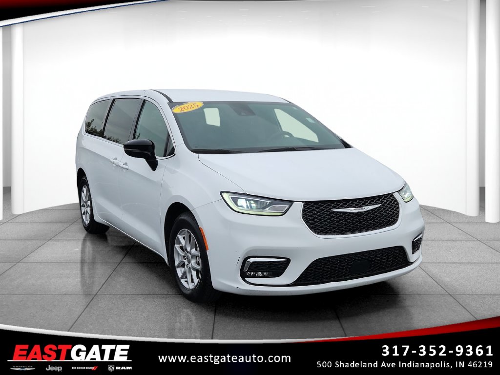 2025 Chrysler Pacifica Van Passenger Van 