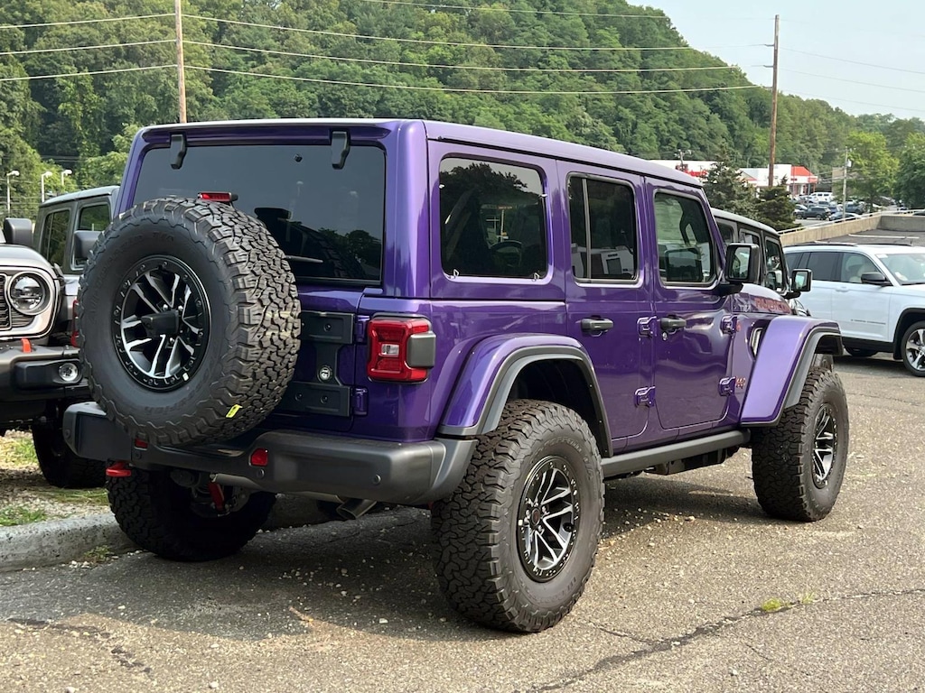 New 2026 Jeep Wrangler 4-DOOR RUBICON X Sport Utility