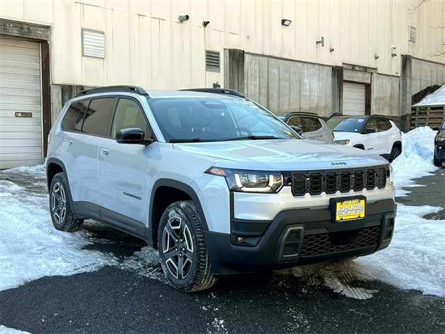 2026 Jeep Cherokee Laredo 4WD