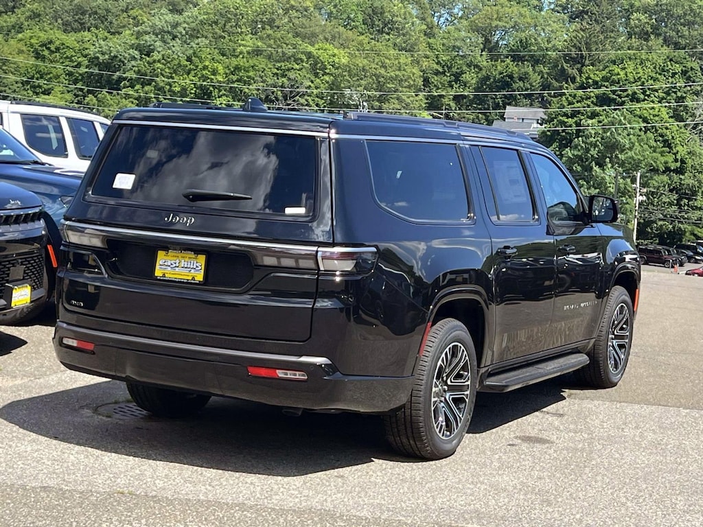 New 2026 Jeep Grand Wagoneer L 4X4 Sport Utility