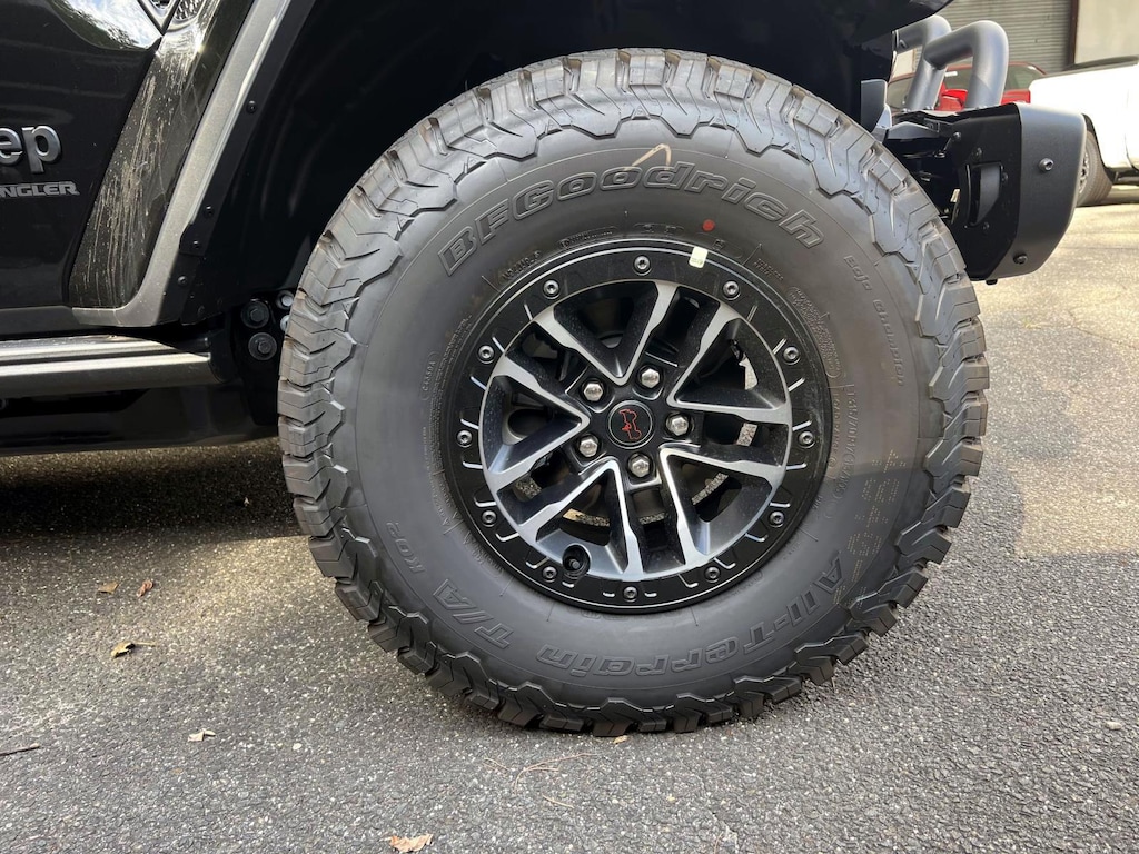 New 2026 Jeep Wrangler Rubicon X Sport Utility