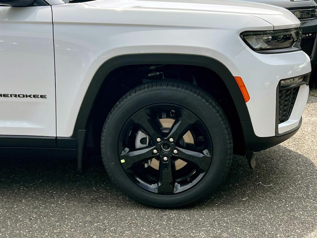 New 2026 Jeep Grand Cherokee Limited Sport Utility
