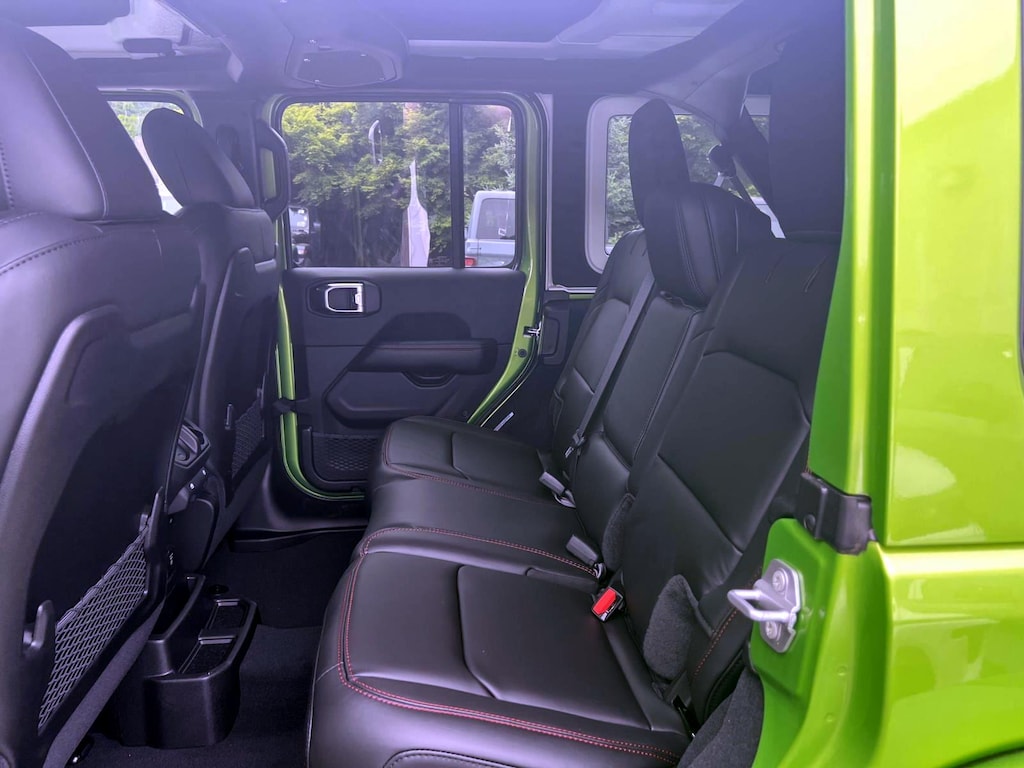 New 2026 Jeep Wrangler Rubicon X Sport Utility