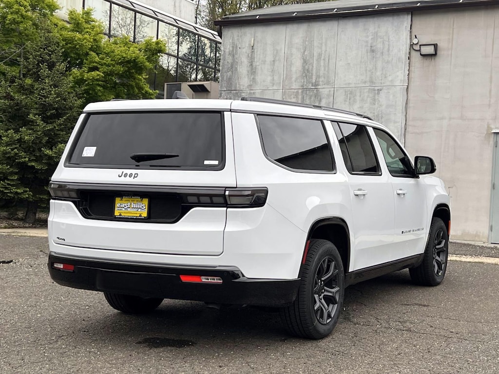 New 2026 Jeep Grand Wagoneer L Limited Altitude Sport Utility