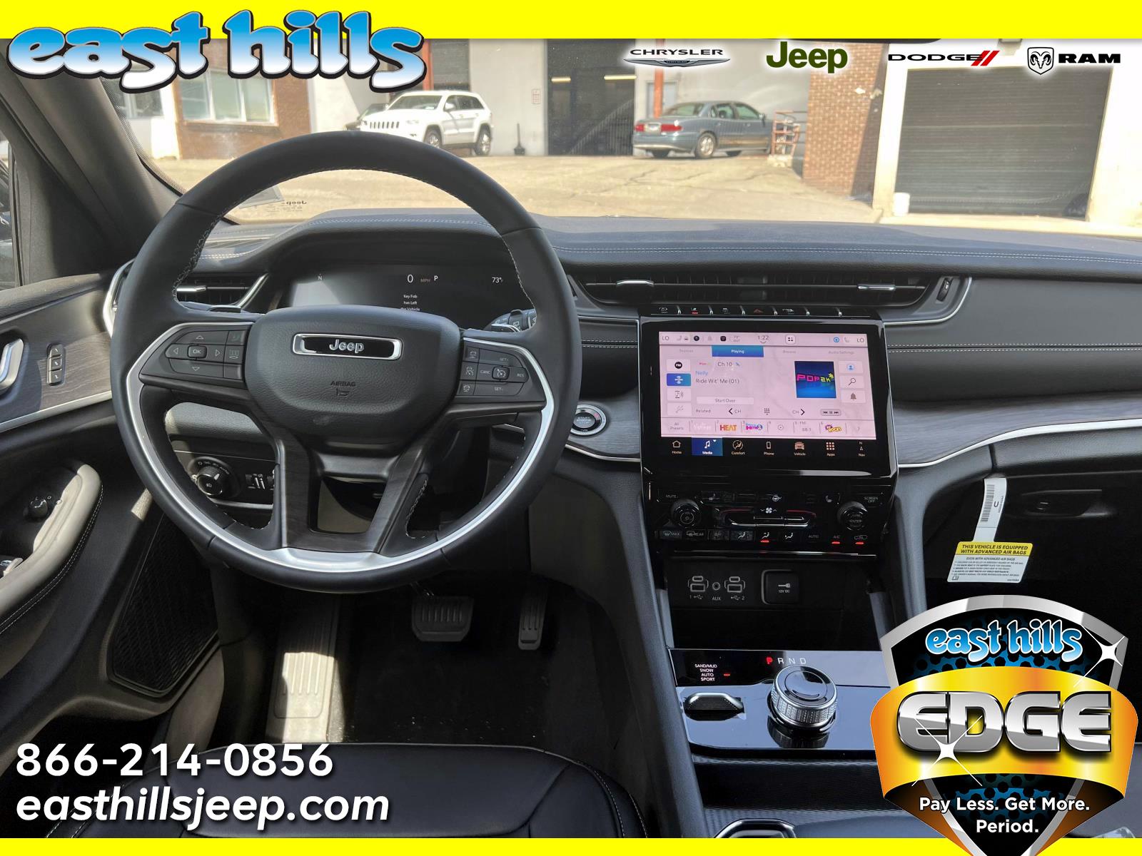 2025 Jeep Grand Cherokee Limited photo 3