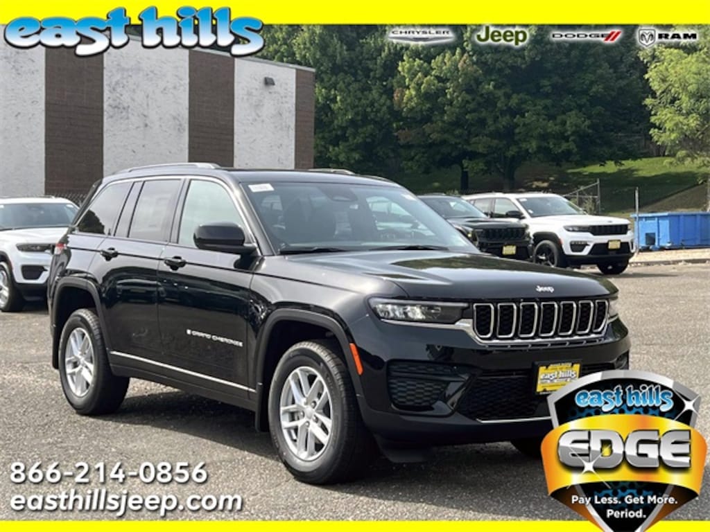New 2025 Jeep Grand Cherokee LAREDO X 4X4 Sport Utility
