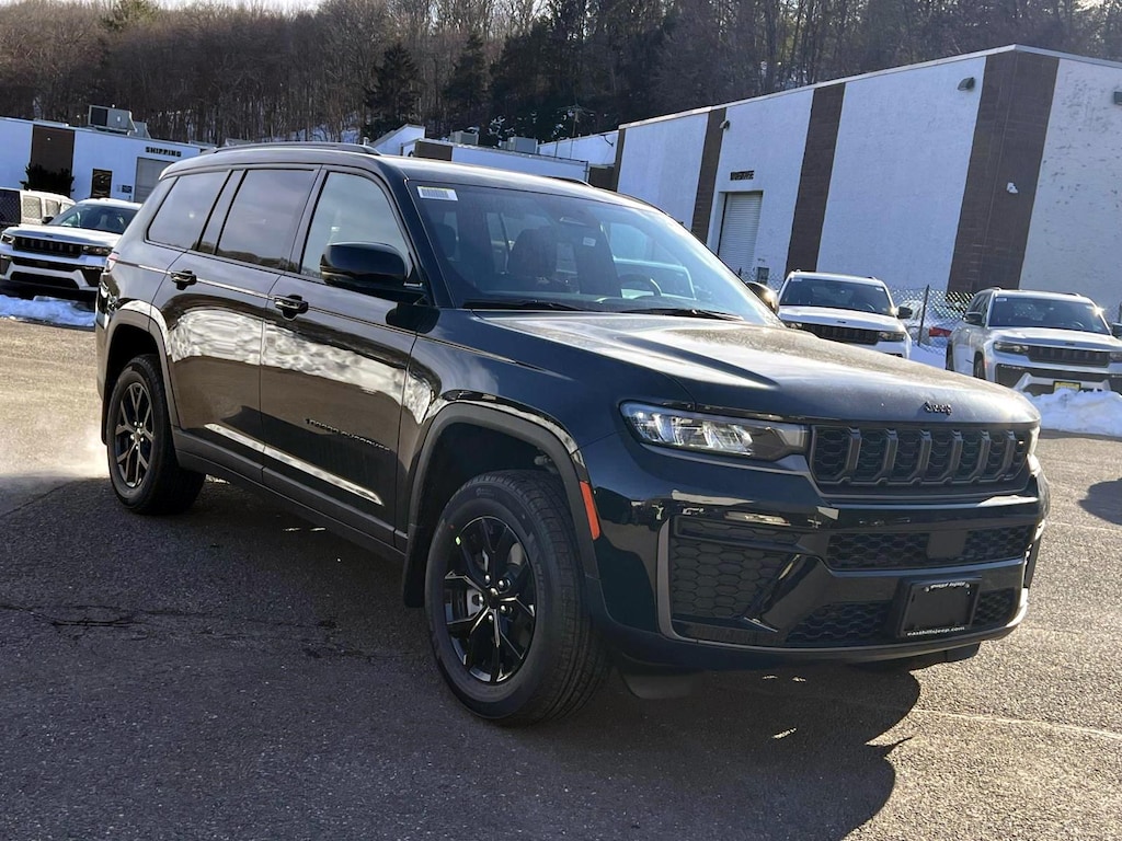 New 2026 Jeep Grand Cherokee L Altitude Sport Utility
