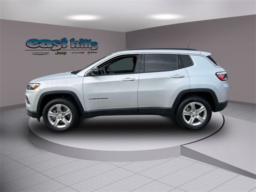 Certified 2024 Jeep Compass Latitude SUV