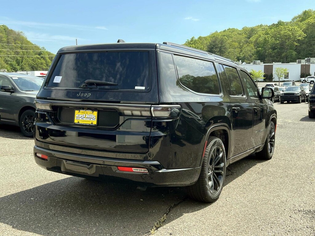 New 2026 Jeep Grand Wagoneer L Summit Reserve Sport Utility
