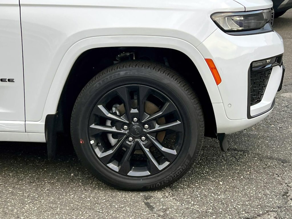 New 2026 Jeep Grand Cherokee LIMITED RESERVE 4X4 Sport Utility