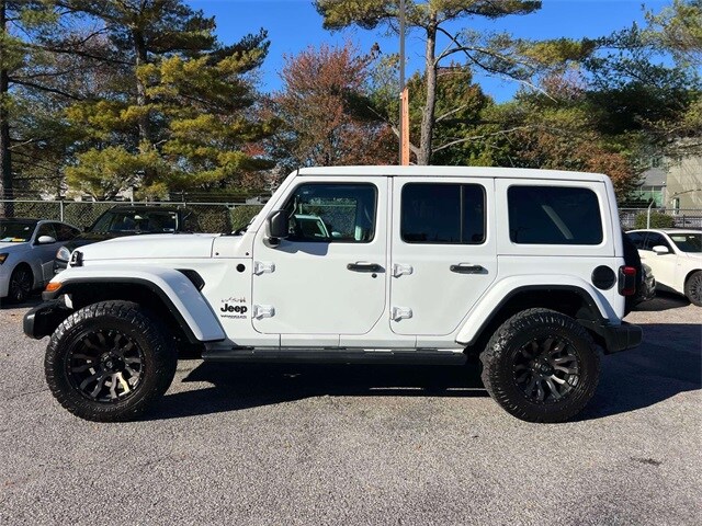 2022 Jeep Wrangler Unlimited Sahara Altitude photo 4