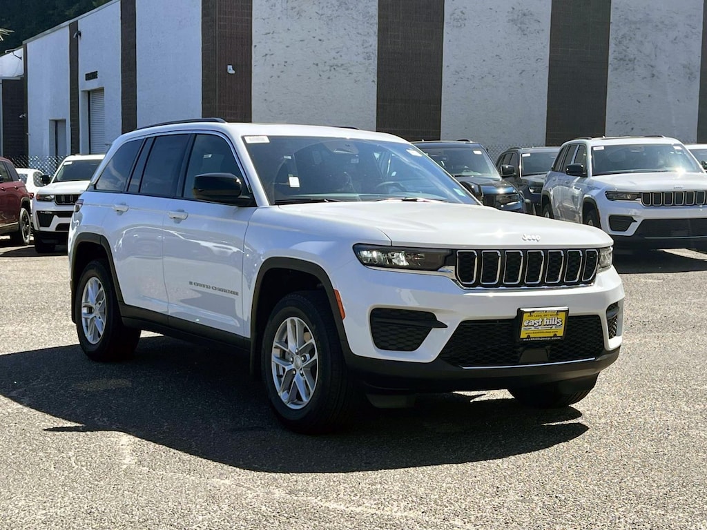 New 2026 Jeep Grand Cherokee Laredo X Sport Utility