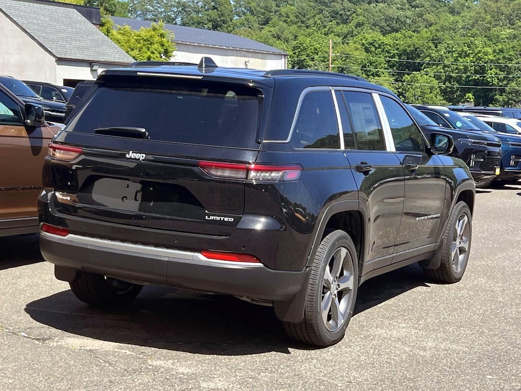 New 2026 Jeep Grand Cherokee Limited Sport Utility