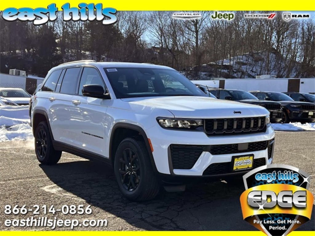 New 2026 Jeep Grand Cherokee Laredo Sport Utility