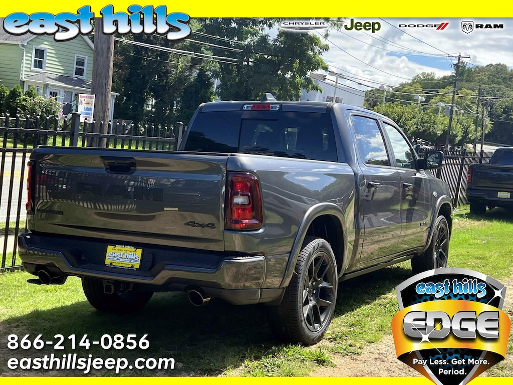 New 2026 Ram 1500 LARAMIE CREW CAB 4X4 5'7' BOX Pickup