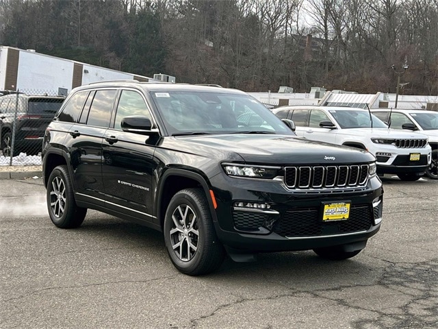 2025 Jeep Grand Cherokee Limited's photo